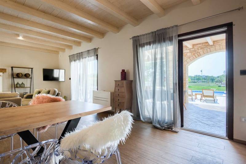 Villa Ambienta mit beheiztem Pool Pula