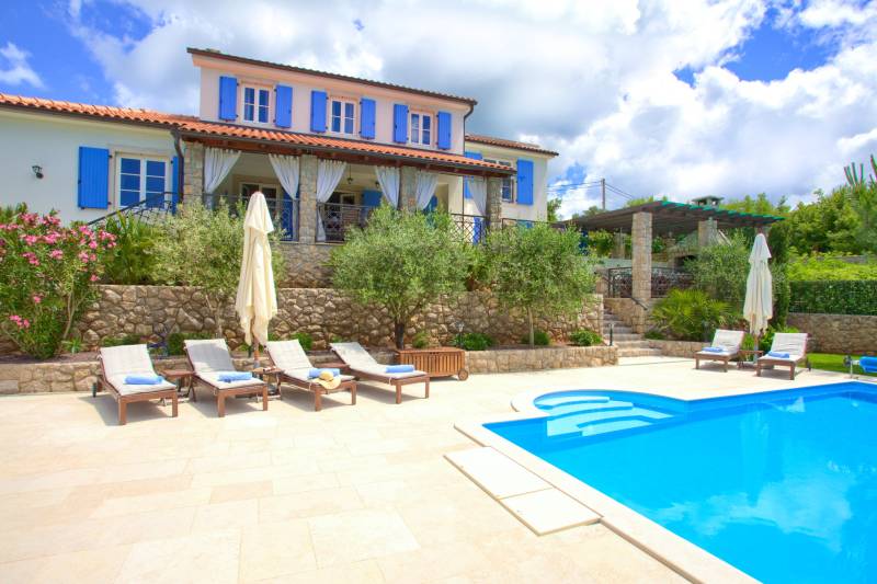 Villa Flower Escape mit Pool Krk