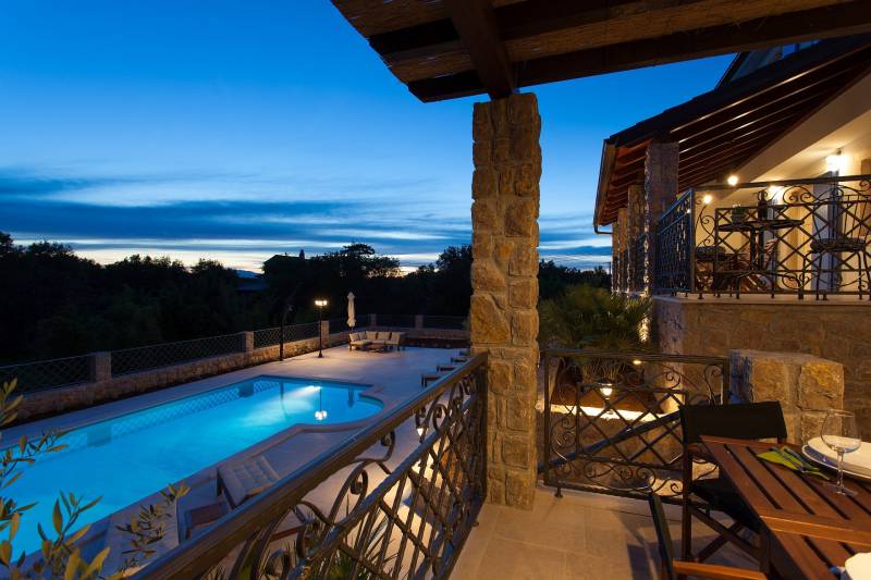 Villa Flower Escape mit Pool Krk