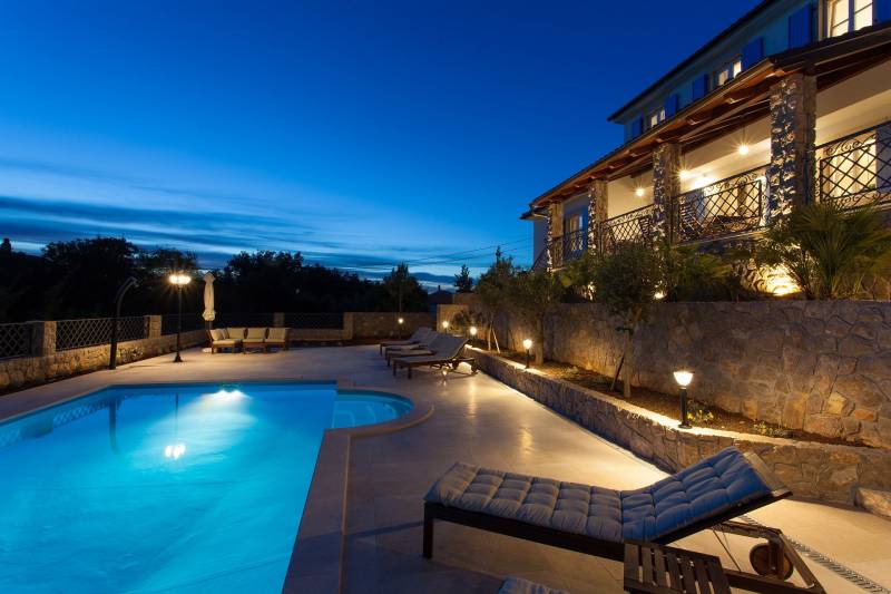Villa Flower Escape mit Pool Krk