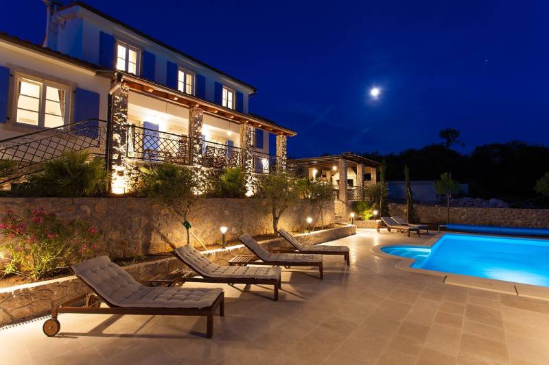 Villa Flower Escape mit Pool Krk