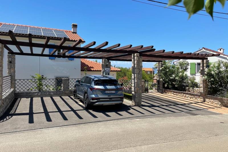 Villa Flower Escape mit Pool Krk