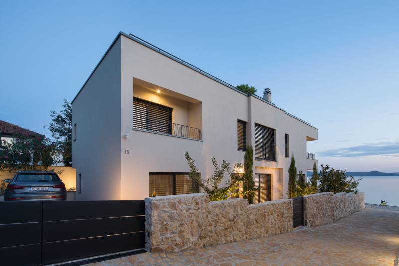 Strandvilla Blue Voyage mit Pool Zadar