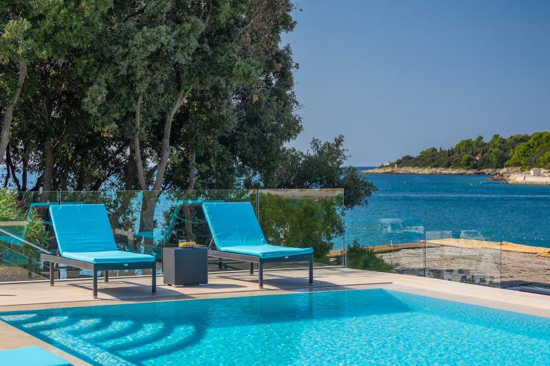 Strandvilla Naviblue mit Pool Pula
