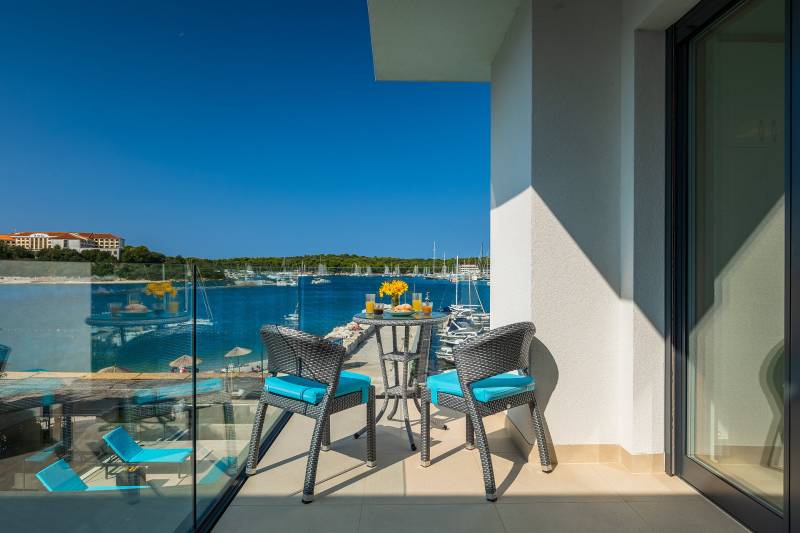 Strandvilla Naviblue mit Pool Pula