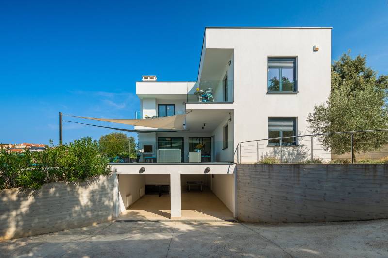 Strandvilla Naviblue mit Pool Pula