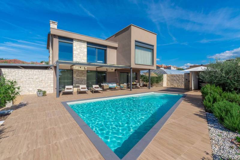 Luxury Villa Arcadia with Pool