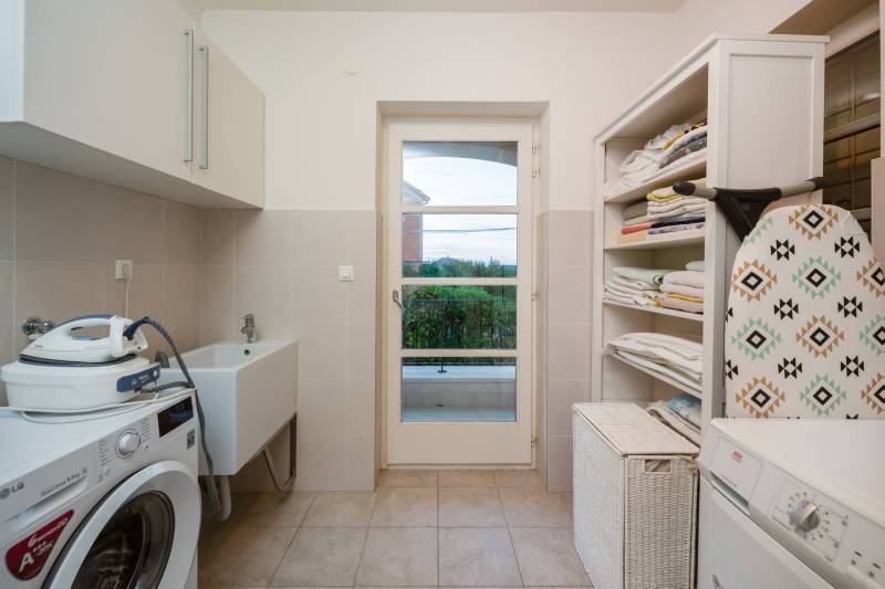 Vila Gloris s Bazenom Šibenik