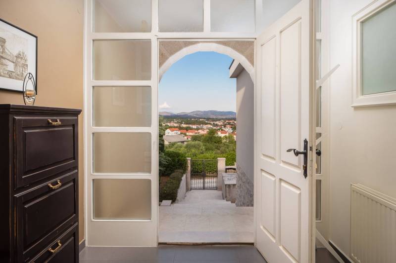 Vila Gloris s Bazenom Šibenik