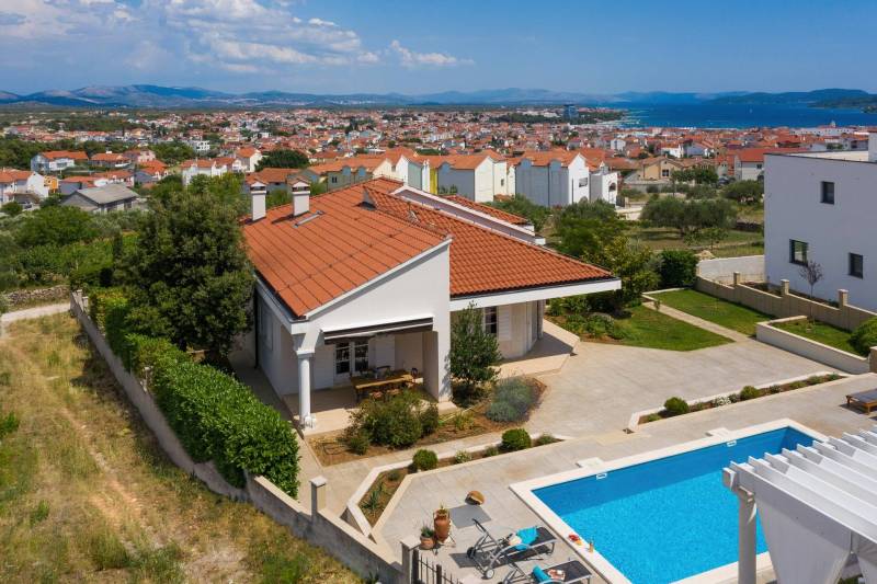 Vila Gloris s Bazenom Šibenik