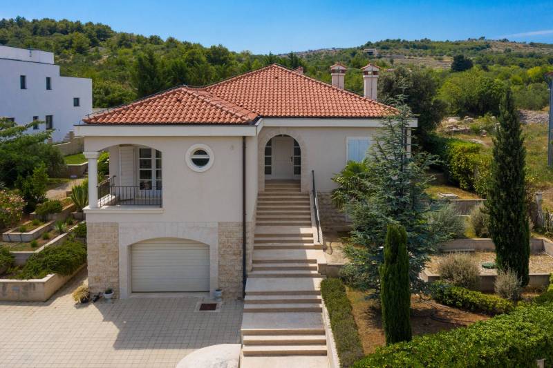 Vila Gloris s Bazenom Šibenik