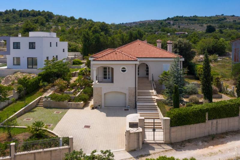 Vila Gloris s Bazenom Šibenik