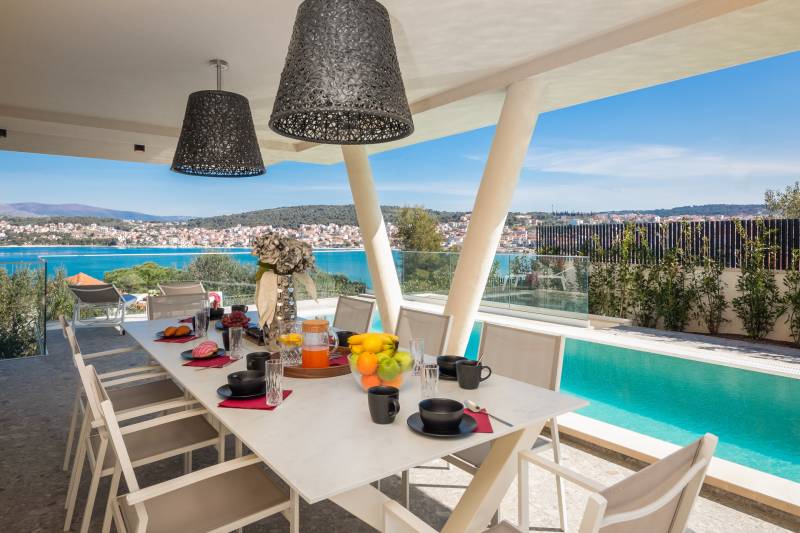 Luksuzna Vila Glass s Bazenom Trogir