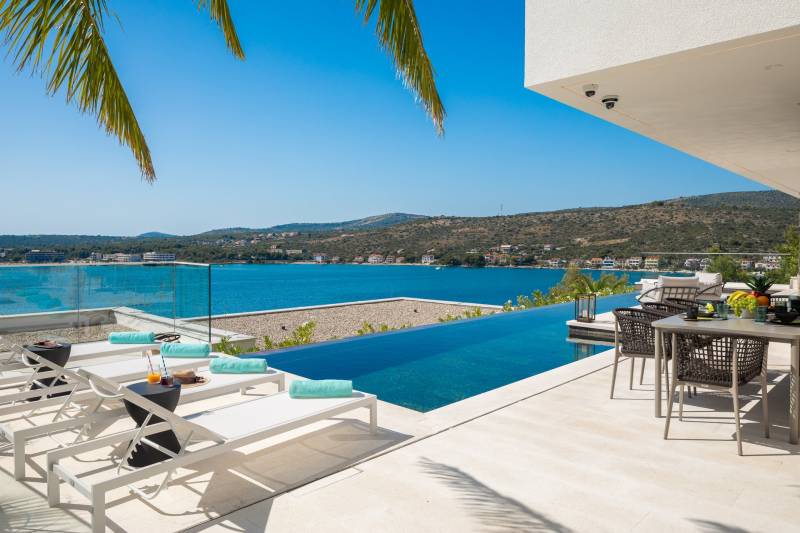 Luxusvilla Diamond Two mit Pool Primošten