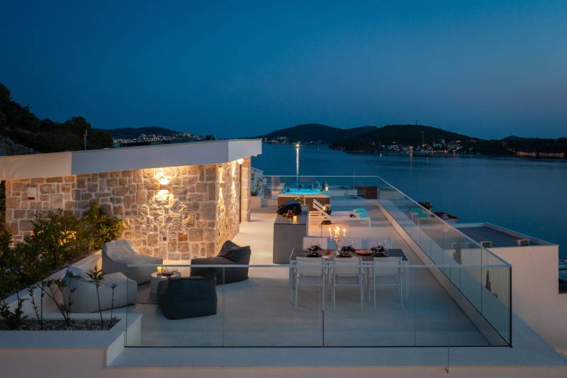 Luxusvilla Diamond Two mit Pool Primošten