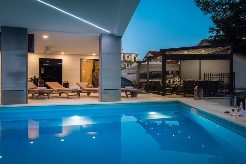 Beach Villa Valentina Apartment III Trogir