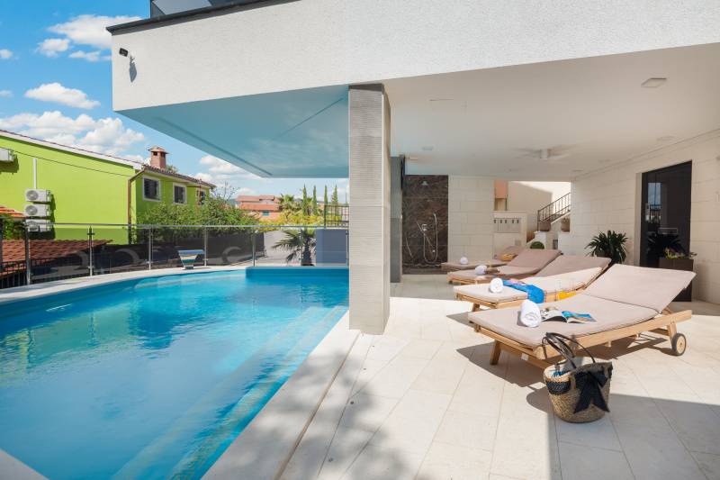 Beach Villa Valentina Apartment IX Trogir
