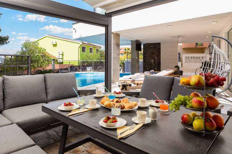 Beach Villa Valentina Apartment II Trogir