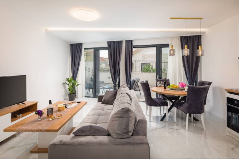 Beach Villa Valentina Apartment II Trogir