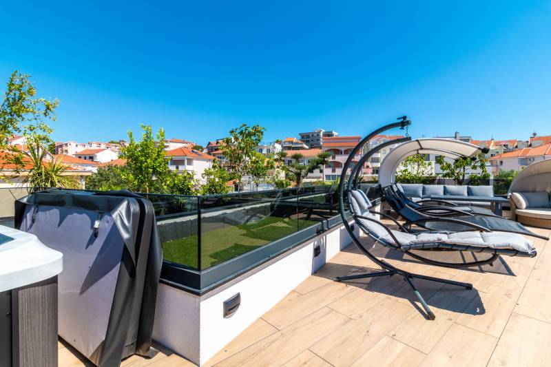 Beach Villa Valentina Apartment XI Trogir