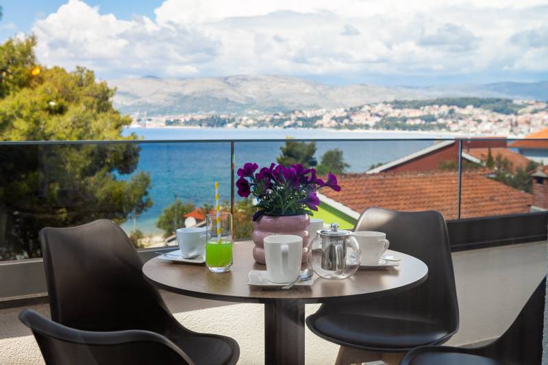 Beach Villa Valentina Apartment XI Trogir
