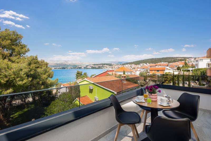 Beach Villa Valentina Apartment XI Trogir