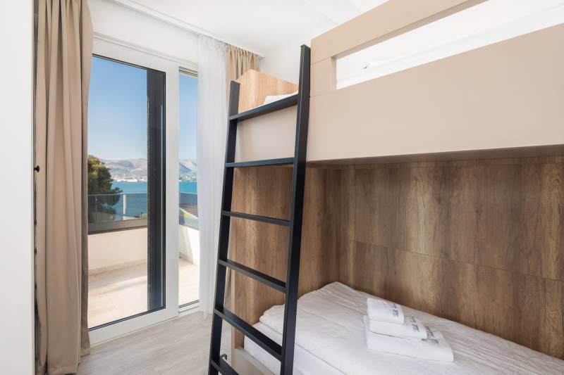 Beach Villa Valentina Apartment XI Trogir