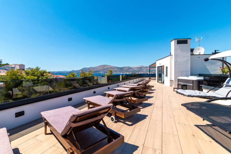Beach Villa Valentina Apartment I Trogir