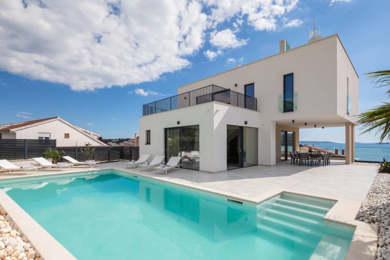 Willa Nouvelle z Basenem Trogir