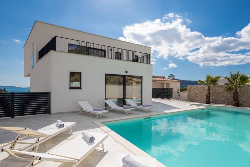 Willa Nouvelle z Basenem Trogir