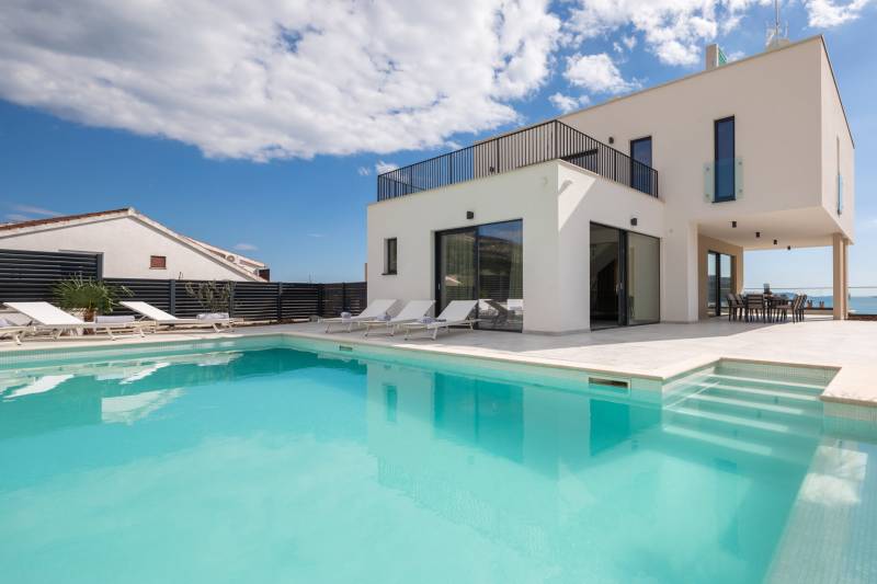 Willa Nouvelle z Basenem Trogir