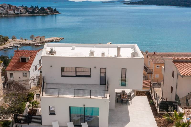 Willa Nouvelle z Basenem Trogir