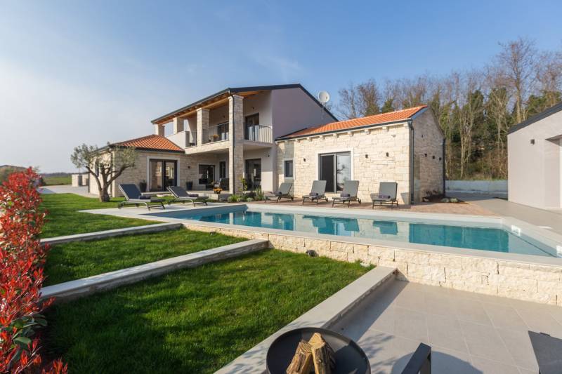 Villa Daisy Dream med Basseng Pazin