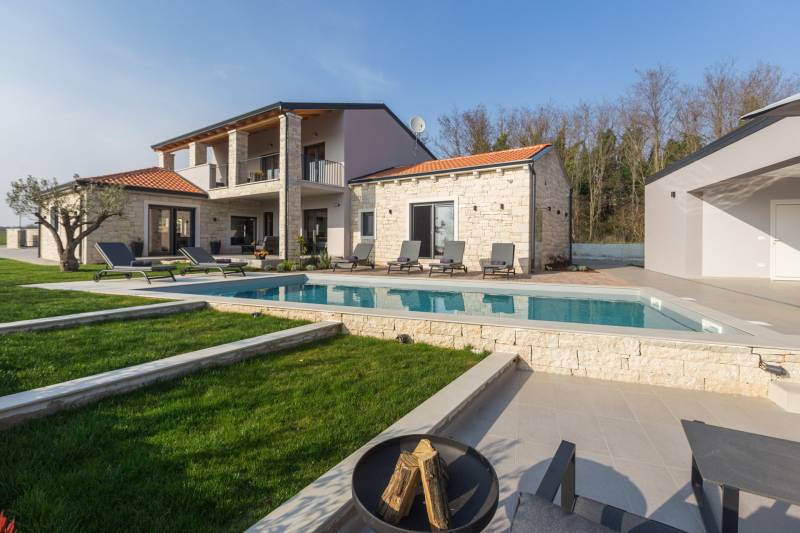 Villa Daisy Dream med Basseng Pazin