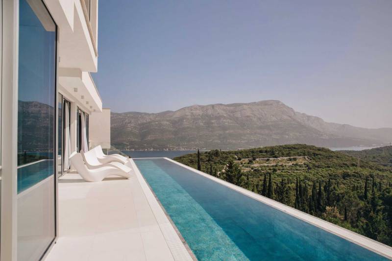 Luxury Villa Aqua Vista with Pool I