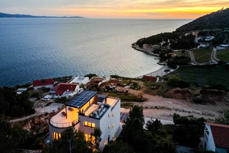 Villa Amorpha with Pool