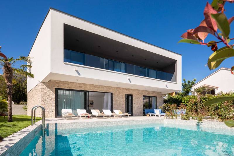 Strandvilla Seabird med Basseng Primošten