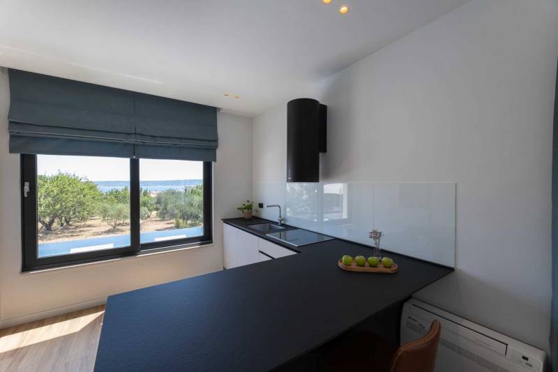 Villa Green Lush mit Pool Split
