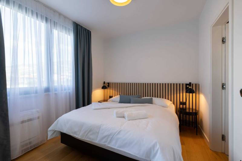 Villa Green Lush mit Pool Split