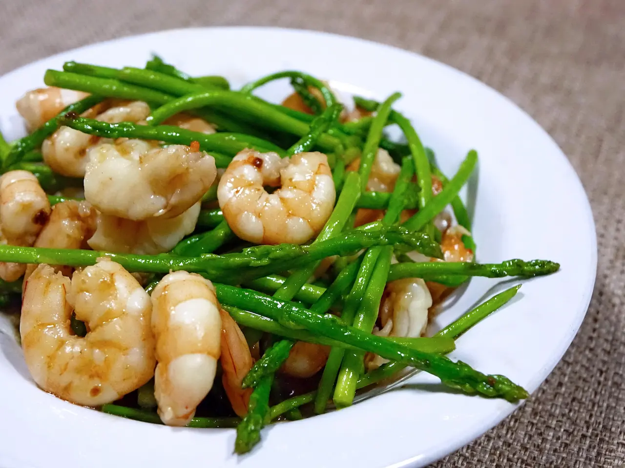 culinary-trip-to-istria-spring-asparagus