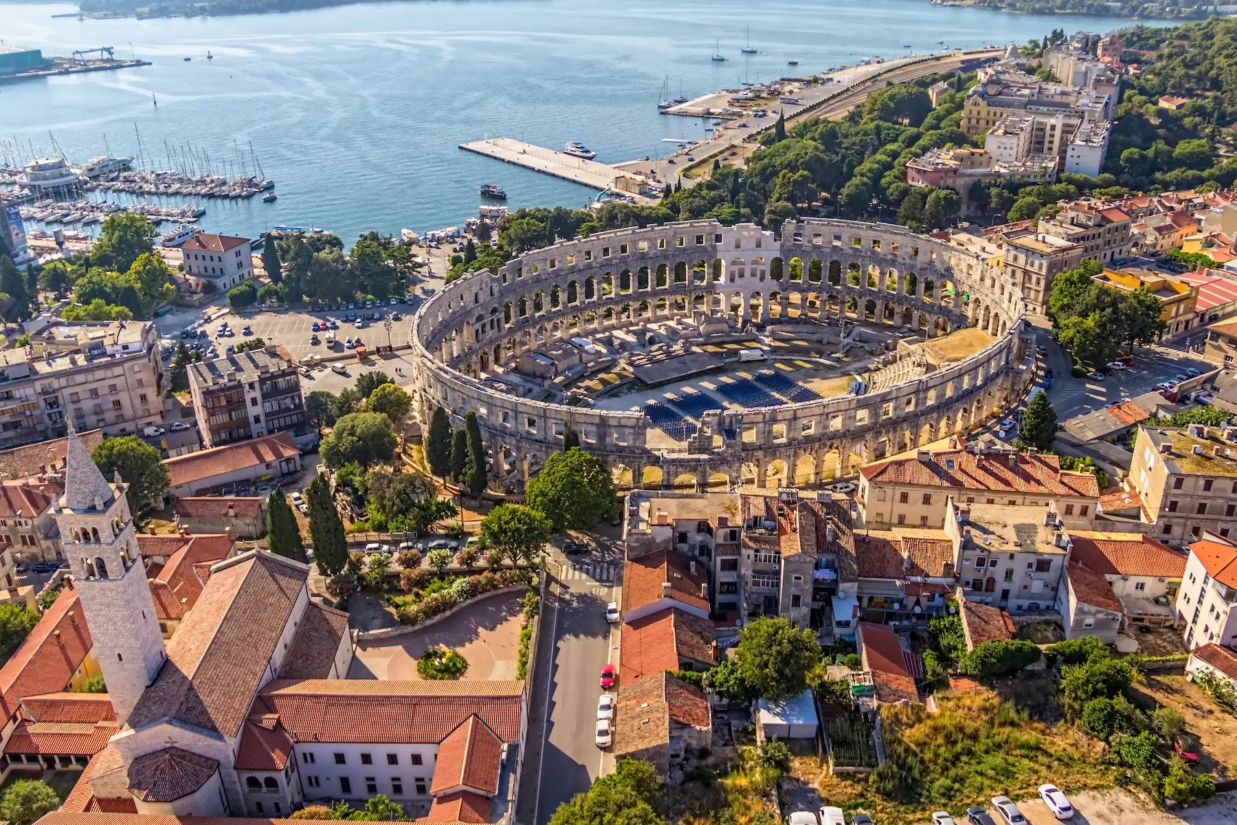 Luxury Holidays Pula