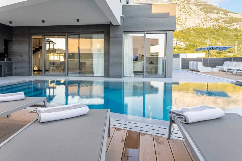 Villa Mosaicus med Basseng Makarska