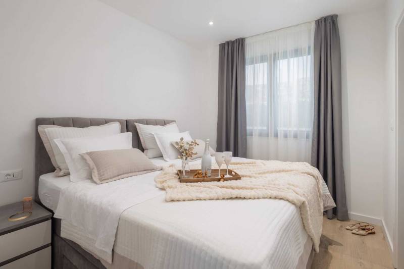 Luxusvilla Lux mit beheiztem Pool Split