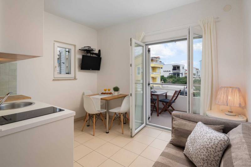 Apartment Arausa with Pool VI Šibenik