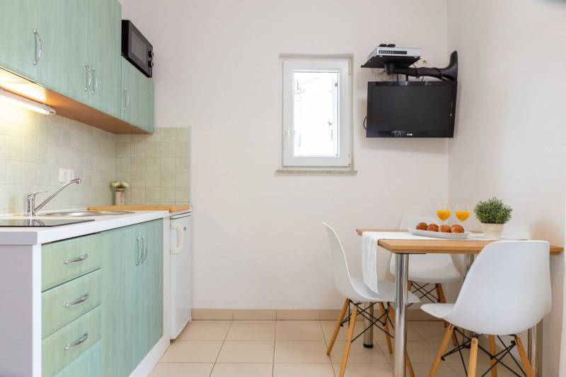 Apartment Arausa with Pool VI Šibenik