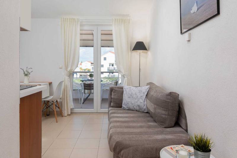Apartment Arausa with Pool X Šibenik