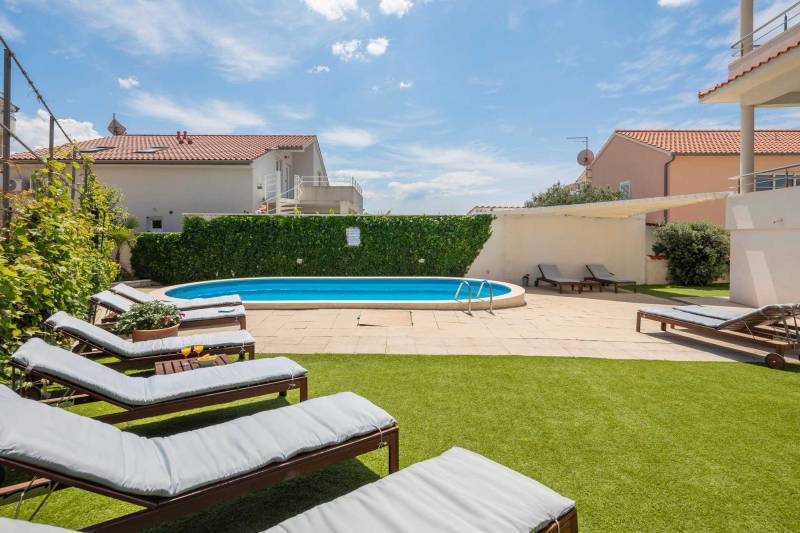 Apartment Arausa mit Pool VIII Šibenik