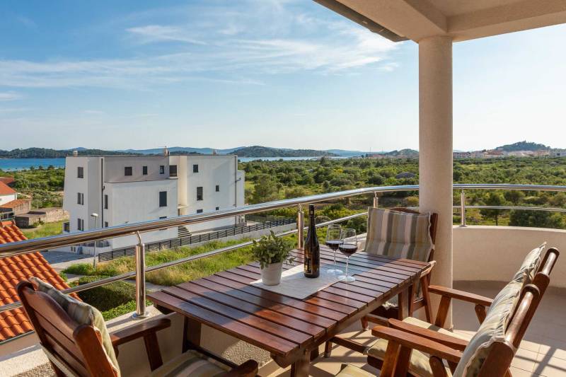 Apartment Arausa mit Pool VIII Šibenik