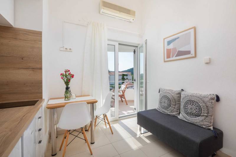 Apartment Arausa with Pool VII Šibenik