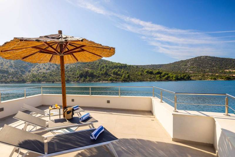 Vila Mila M s Bazenom na Plaži Trogir